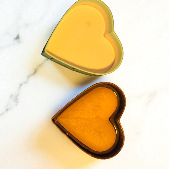 Too Faced Sweethearts Glow Bronzer Sweet Tea (Discontinued!) + Tarte Shape Tape - Picture 4 of 6